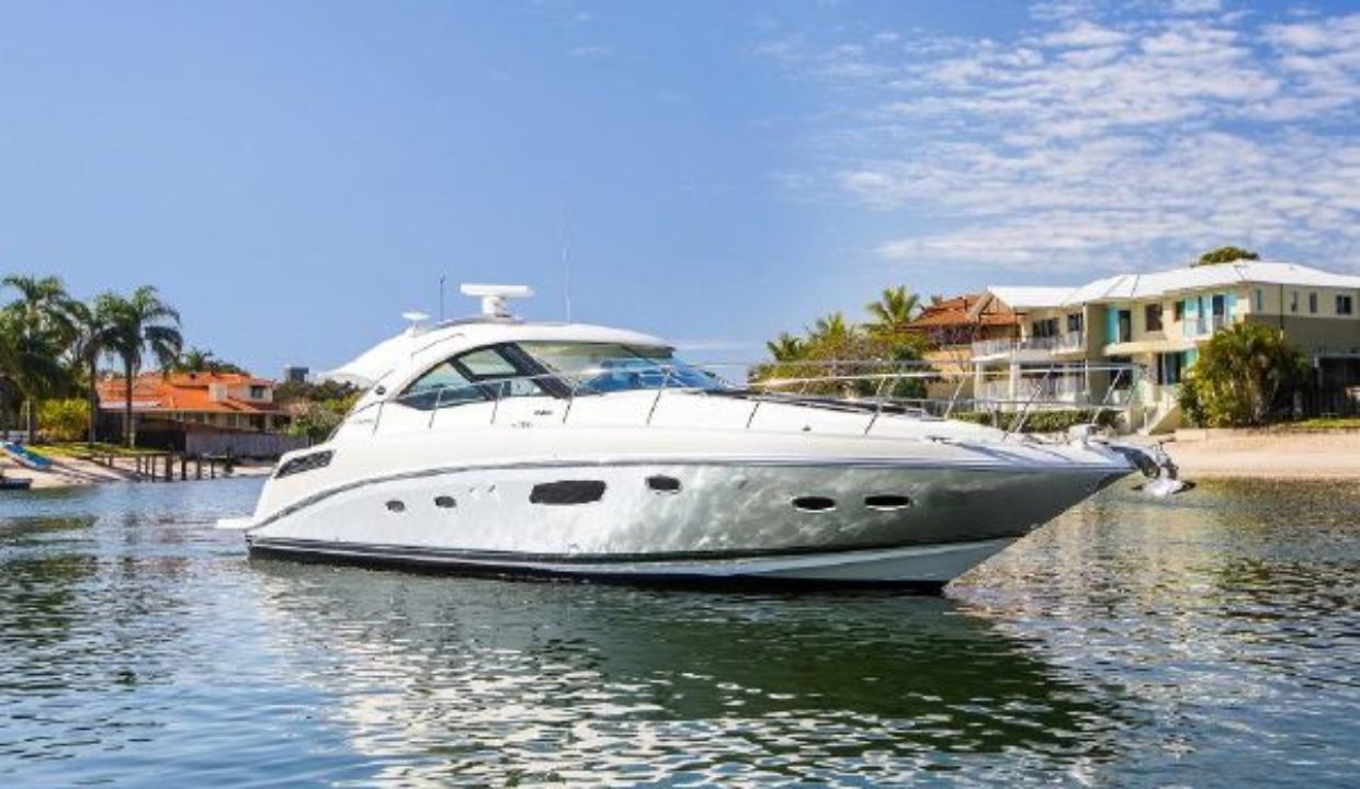 Sea Ray 470 Sundancer | For Sale by North South Yacht Sales