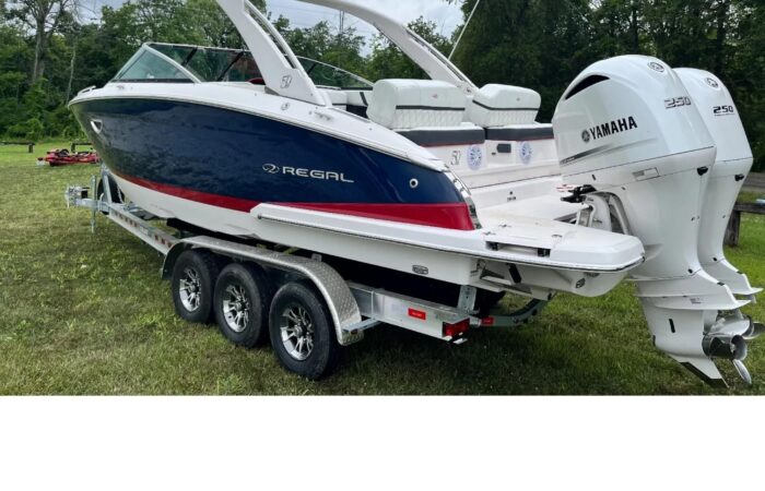 2020 Regal 290 OBX Bow Rider