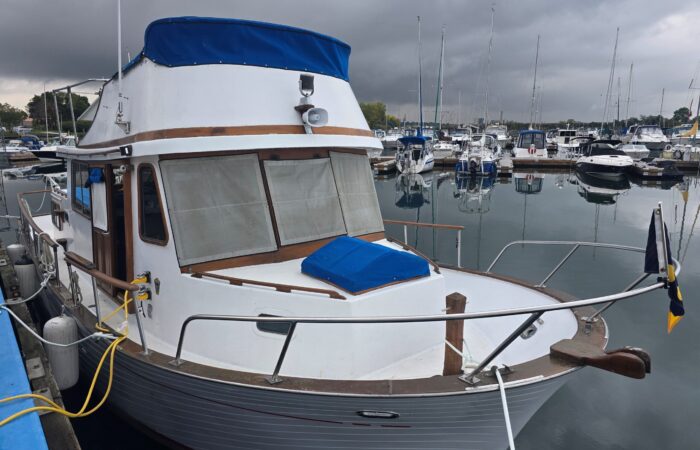 1974 Marine Trader 34