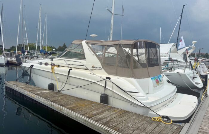 1997 Sea Ray 370 Sundancer