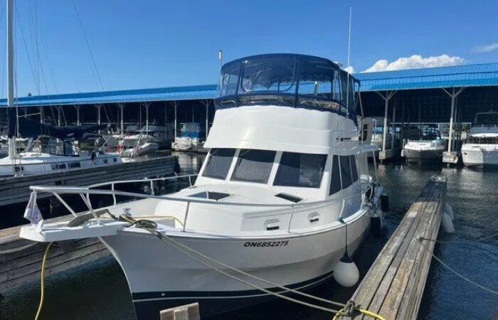 2000 Mainship 39 Trawler