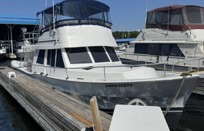 2000 Mainship 39 Trawler