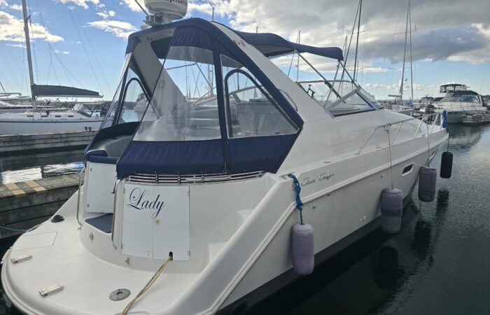 1993 Chris-Craft 38 Continental